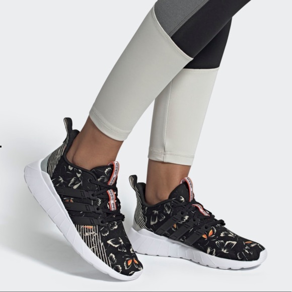 adidas Shoes - 𝙰𝙳𝙸𝙳𝙰𝚂-𝙵𝚊𝚛𝚖 𝚁𝚒𝚘 𝚂𝚑𝚘𝚎𝚜